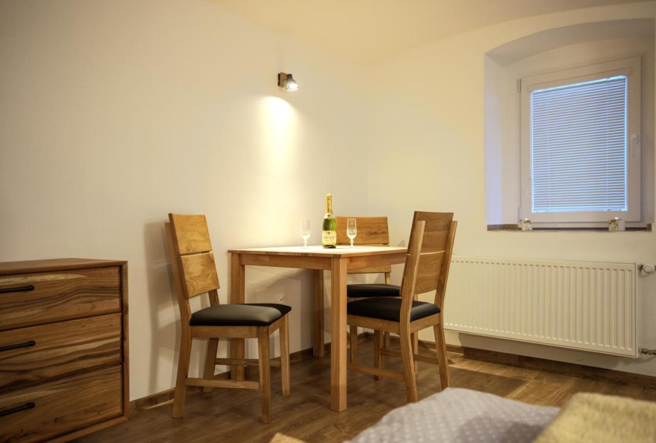 Apartmanek Mezi Kopci Apartment Jachymov Exterior photo